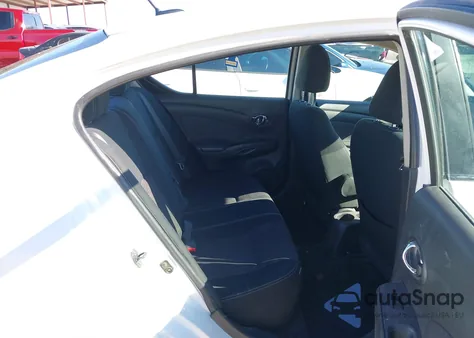 2015 Nissan Versa 1.6 Sv z USA, uszkodzony, nr VIN 3N1CN7AP6FL920023